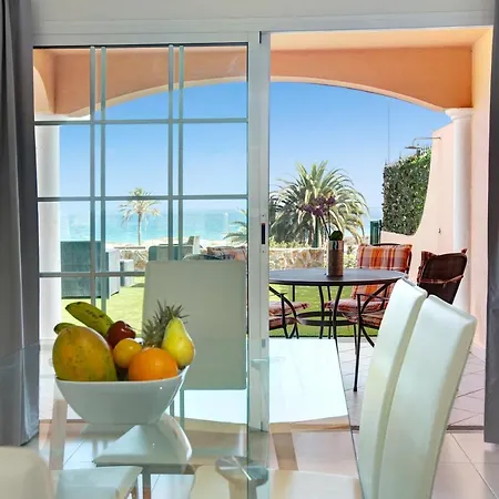 Celeste 2 Hotel *
