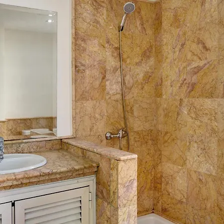 Celeste 2 ホテル San Bartolomé